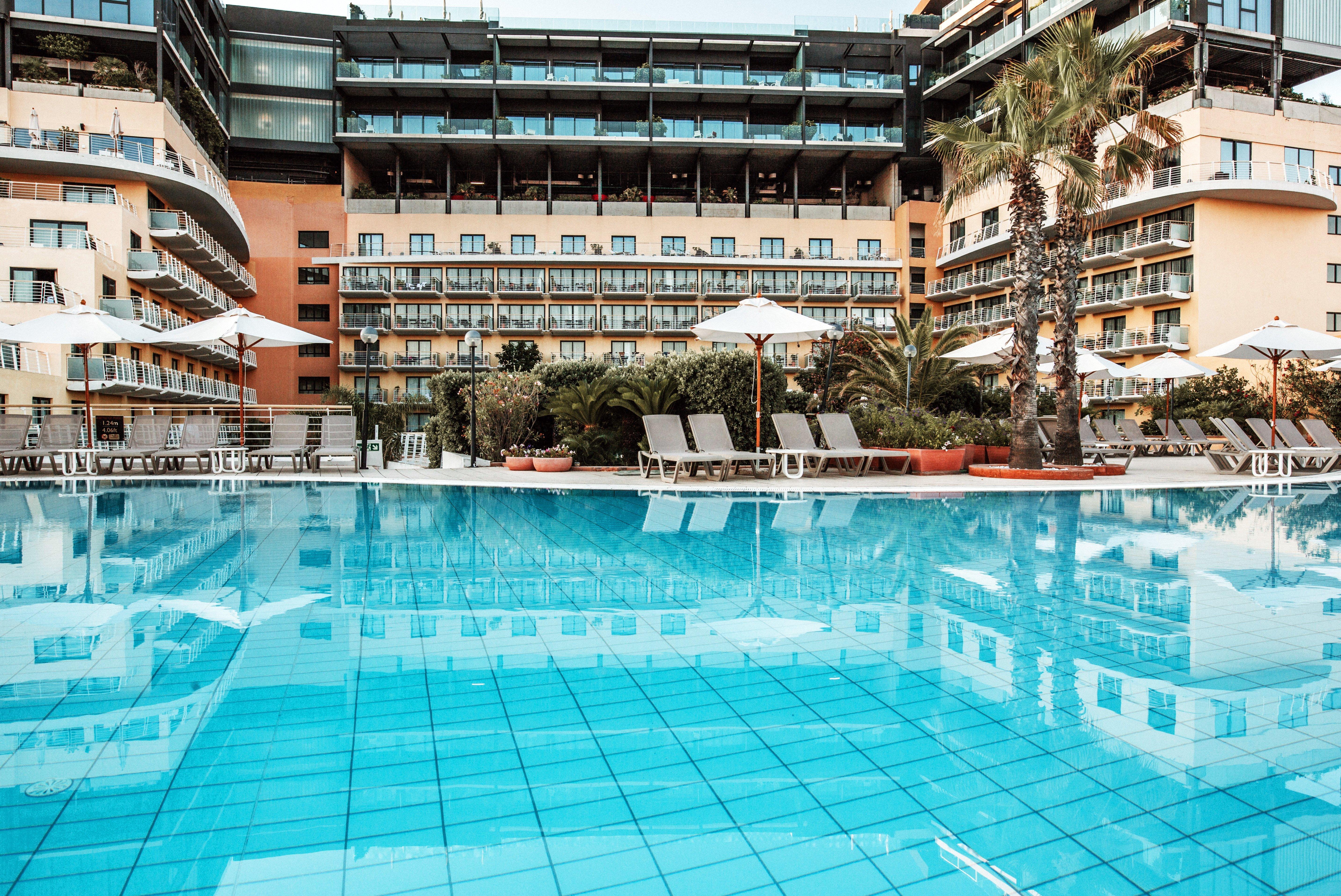 Holiday Inn Express - Malta By Ihg San Ġiljan Buitenkant foto