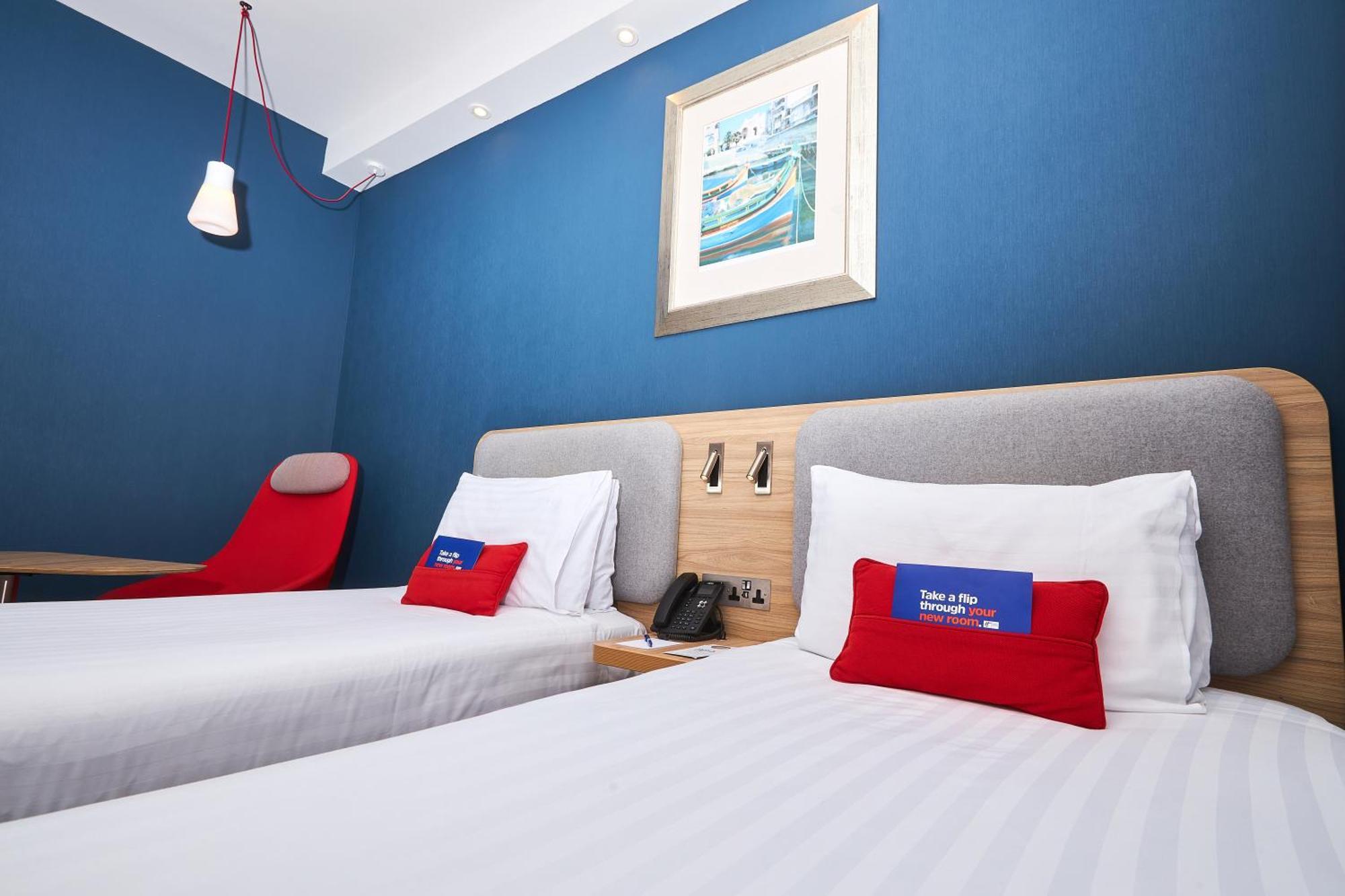 Holiday Inn Express - Malta By Ihg San Ġiljan Buitenkant foto