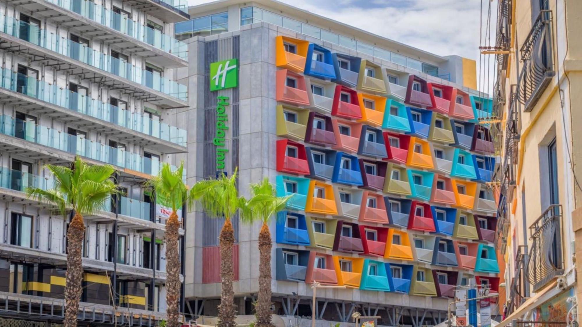 Holiday Inn Express - Malta By Ihg San Ġiljan Buitenkant foto